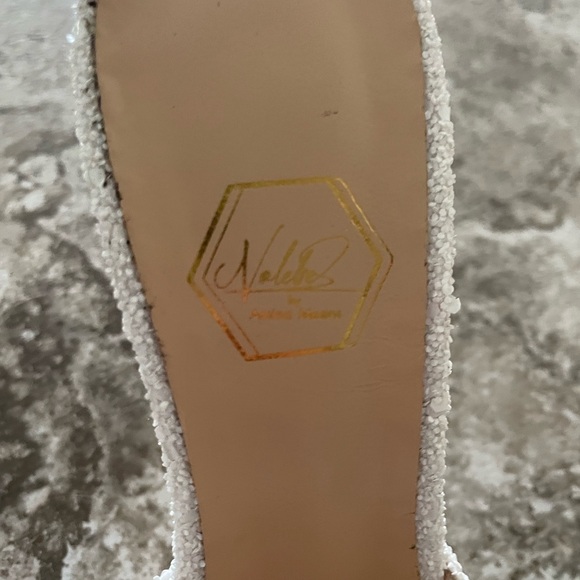 Nalebe Womens white glitter pumps. absolutely stunning! Perfect condition - Picture 3 of 4